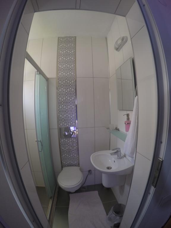 Akkin Pansiyon Hotel Kas Exterior photo